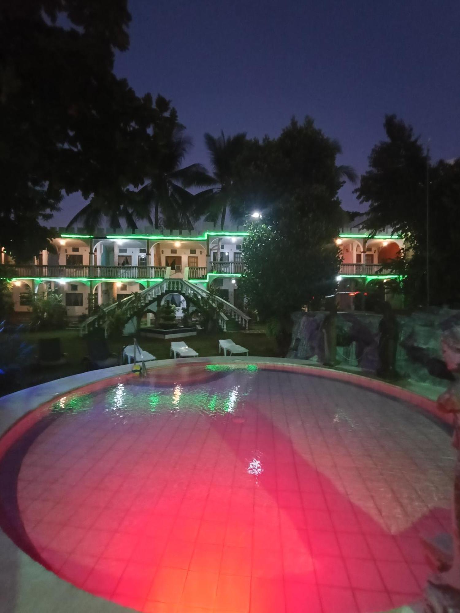 Kokosnuss Garden Resort Coron Exterior photo