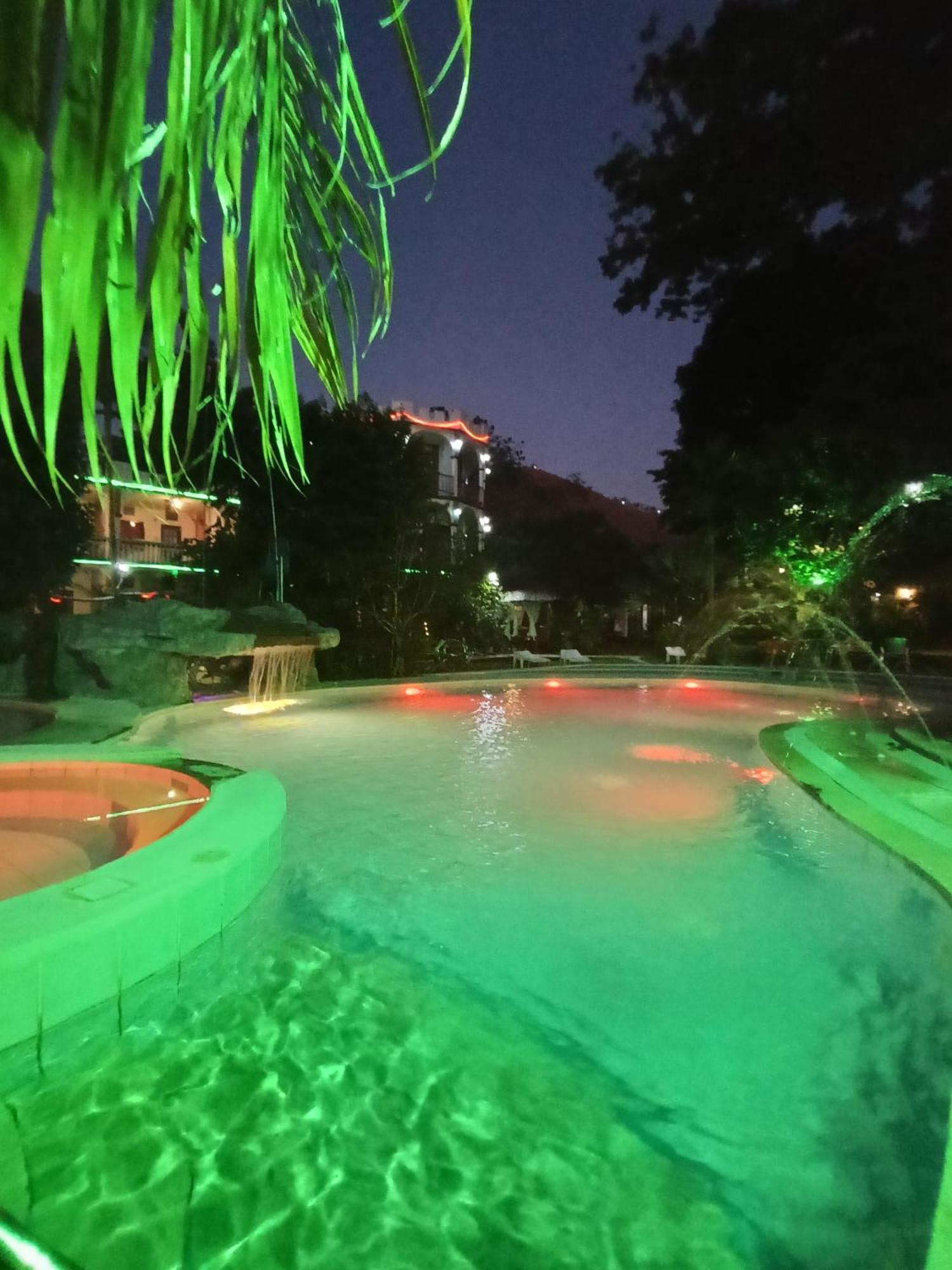 Kokosnuss Garden Resort Coron Exterior photo