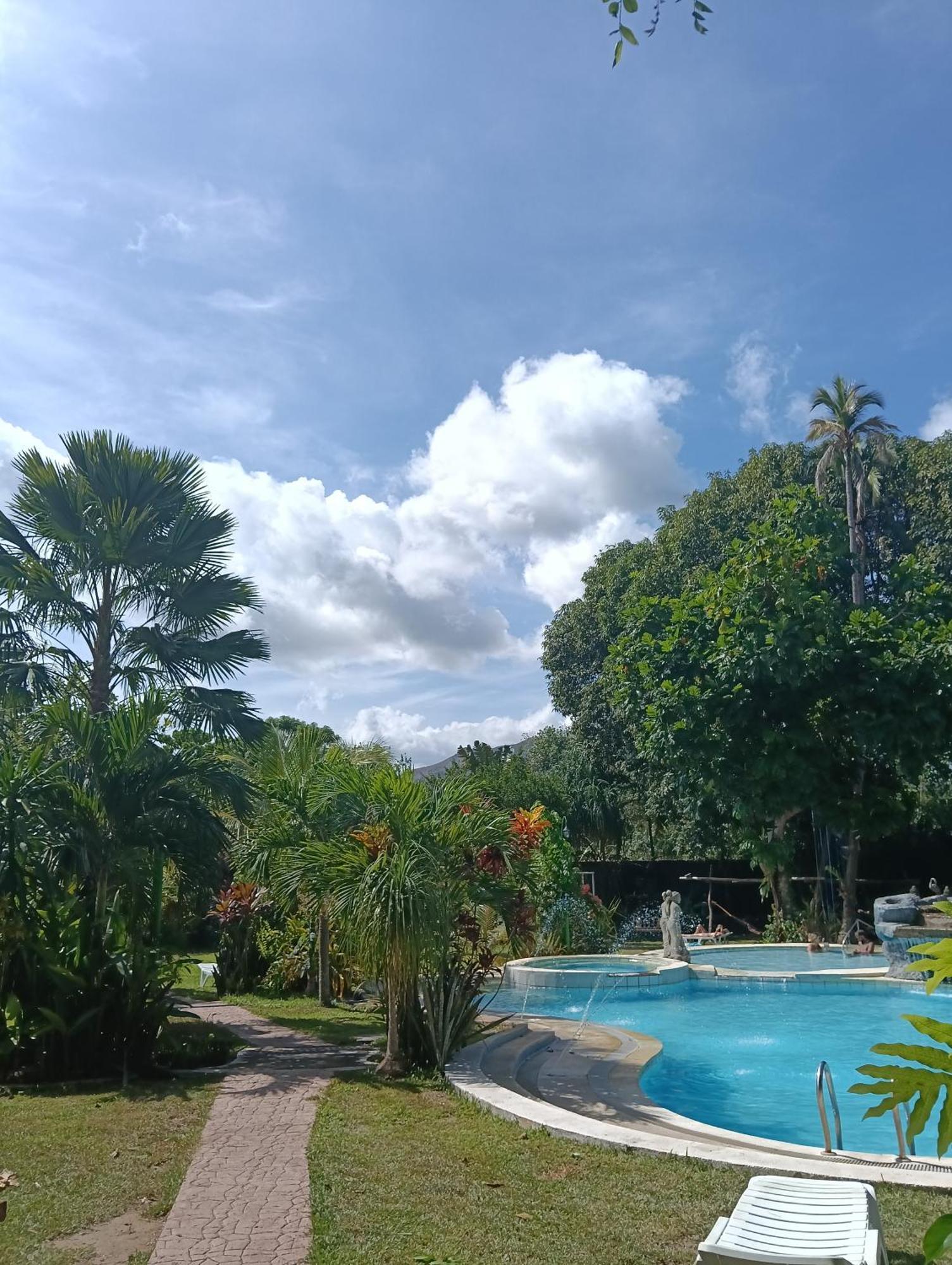 Kokosnuss Garden Resort Coron Exterior photo